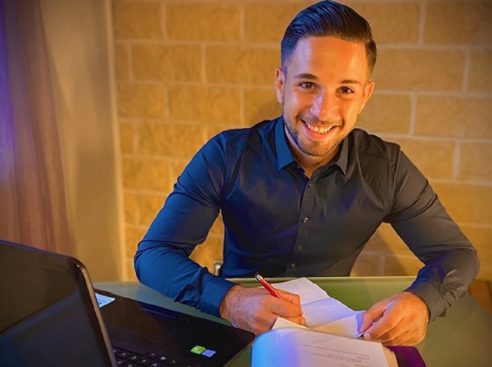 Après 8 années d’expérience dans le tourisme, Joris Tahar souhaite devenir chef de production. - DR Après 8 années d’expérience dans le tourisme, Joris Tahar souhaite devenir chef de production. - DR