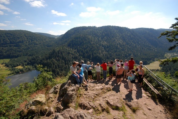 Le Rocher du Diable, dans les Vosges, l'une des multiples attractions touristiques en Lorraine - Photo DR