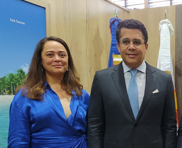 Mercedes Castillo et David Collado, ministre du tourisme de République Dominicaine - DR Mercedes Castillo et David Collado, ministre du tourisme de République Dominicaine - DR