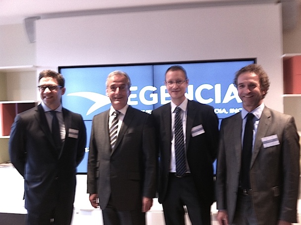 Rob Greyber, le président monde d'Egencia, Jacques Kossowski le député maire de Courbevoie, Christophe Peymirat, le vice-président senior, le député et Jérôme Fouque, le directeur France lors de l'inauguration du nouveau siège européen d'Egencia à La Défense. DR Photo TourMag Rob Greyber, le président monde d'Egencia, Jacques Kossowski le député maire de Courbevoie, Christophe Peymirat, le vice-président senior, le député et Jérôme Fouque, le directeur France lors de l'inauguration du nouveau siège européen d'Egencia à La Défense. DR Photo TourMag