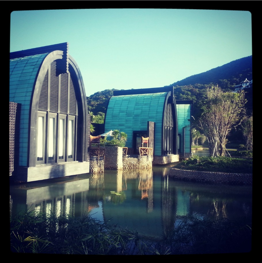 Les bungalows du Harnn Heritage Spa de l'InterContinental Danang Sun Peninsula Resort