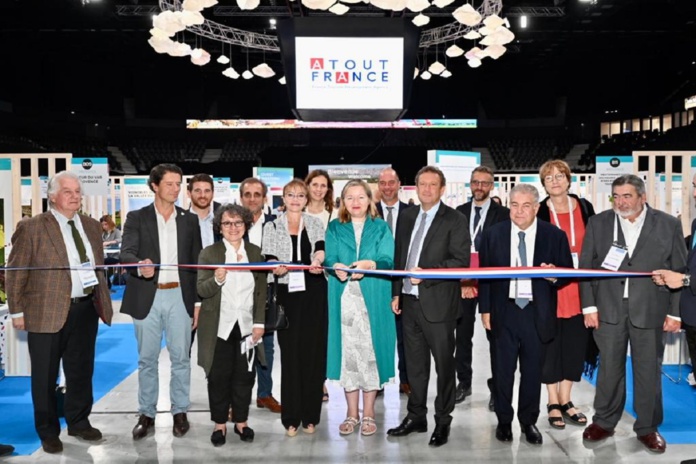 Destination Vignobles a été inauguré ce mardi 4 octobre 2022 en présence de Caroline Leboucher, la directrice générale d'Atout France, François de Canson, président du CRT Provence-Alpes-Côte-d'Azur et Sophie Joissains, la maire d'Aix-en-Provence - DR : Cédric Helsly, Atout France