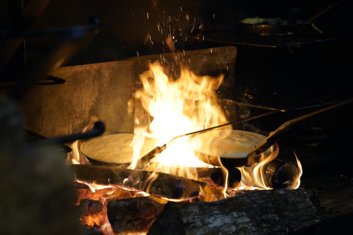 Incontournable Omelette de la Mère Poulard, cuite au feu de bois (©Danielle Dumas CRT)