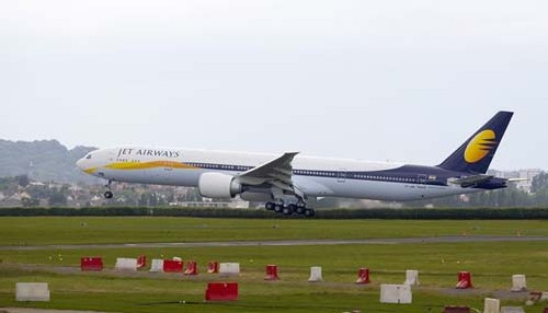 B777-300 ER B777-300 ER