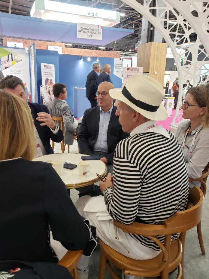 Christian Sabbagh, Orchestra, au centre (©DR) Christian Sabbagh, Orchestra, au centre (©DR)