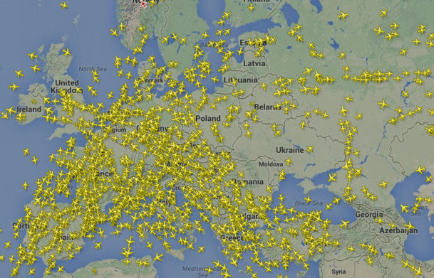 Les avions quittent l'espace aérien ukrainien, comme on peut le constater sur le site Flightradar24.com. DR