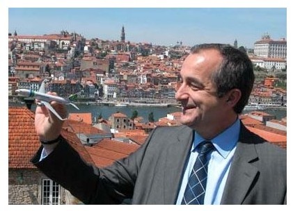 Lionel Guérin, PDG de Transavia.com, ''bête noire'' des compagnies françaises ? Lionel Guérin, PDG de Transavia.com, ''bête noire'' des compagnies françaises ?