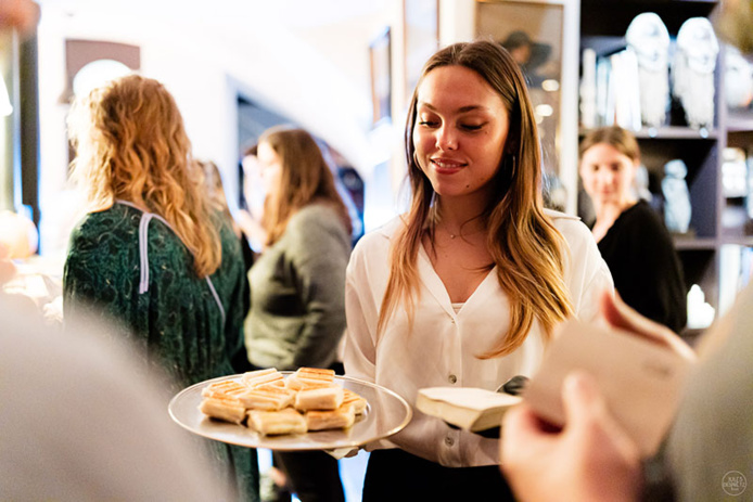 © Jules Despretz, soirée immersive d’Halloween organisée pour Chapka. © Jules Despretz, soirée immersive d’Halloween organisée pour Chapka.