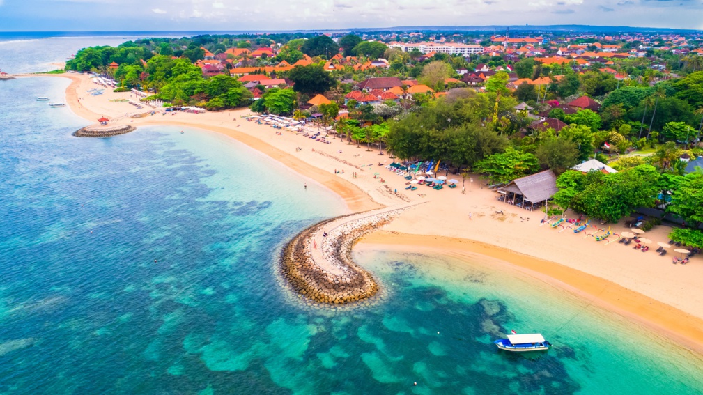 Vue aérienne de la plage de Sanur, Bali, Indonésie. © mariusltu - stock.adobe.com