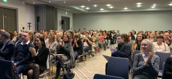 Collaborateurs, agences, partenaires, fournisseurs, ils étaient 200 à assister à la convention Univairmer à Roissy. ©David Savary Collaborateurs, agences, partenaires, fournisseurs, ils étaient 200 à assister à la convention Univairmer à Roissy. ©David Savary