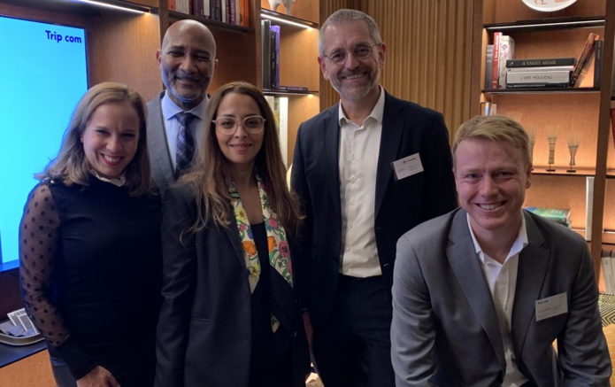 Laia Martinez, Philippe Boucolon, Fatima Taher, Gilles Gosselin et Henk van der Velde : Aviareps et Trip.com célèbrent leur association à l'hôtel Cheval Blanc à Paris - ©David Savary