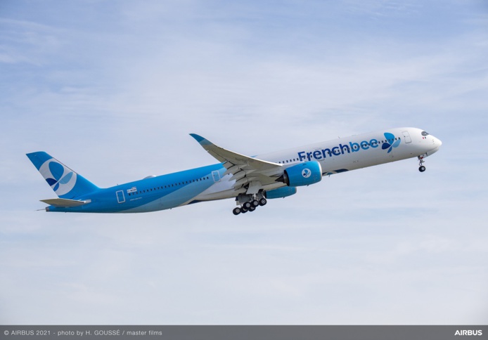 L'A350-1000 aux couleurs de French Bee - Photo Hervé Goussé, Airbus L'A350-1000 aux couleurs de French Bee - Photo Hervé Goussé, Airbus