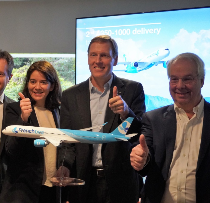 A Toulouse pour réceptionner l'Airbus A350-1000. De gauche à droite : Muriel Assouline, Directrice Générale French Bee, Wouter Van Wersch, responsable des ventes en Europe pour Airbus, Marc Rochet, Président de French Bee - DR : C.H.