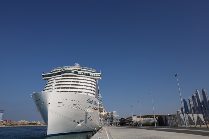 Le Costa Toscana a fait sa première escale à Dubaï - DR Costa Le Costa Toscana a fait sa première escale à Dubaï - DR Costa