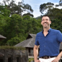 Ce natif de l'Aubrac aveyronnais vit depuis 17 ans une histoire d'amour avec l'Asie ( © Eric Martin / Datai Langkawi) Ce natif de l'Aubrac aveyronnais vit depuis 17 ans une histoire d'amour avec l'Asie ( © Eric Martin / Datai Langkawi)