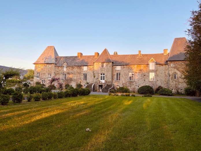 Logis Hôtel Château de la Roque dans la Manche (©Thereval)