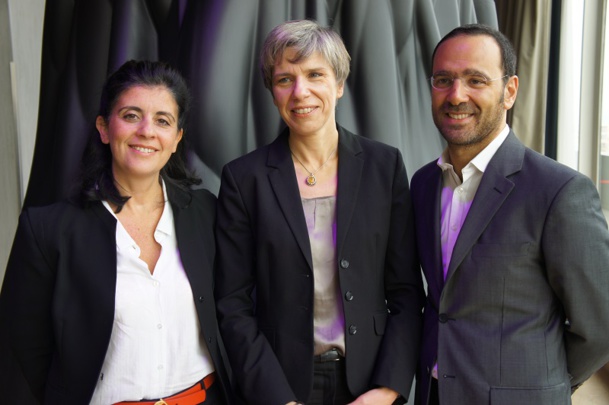 Agnès Ogier, directrice marketing SNCF Voyages, entourée par Laurent Bijaoui, le nouveau directeur des Ventes Agences de Voyages & Entreprises SNCF Voyages qui va succéder à Valérie Assayag (à gauche) - Photo CE Agnès Ogier, directrice marketing SNCF Voyages, entourée par Laurent Bijaoui, le nouveau directeur des Ventes Agences de Voyages & Entreprises SNCF Voyages qui va succéder à Valérie Assayag (à gauche) - Photo CE