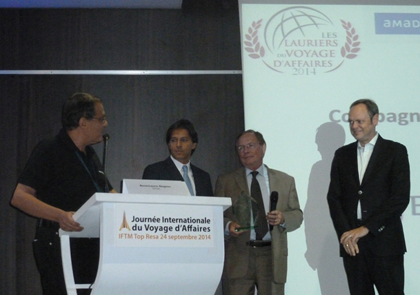 Jet Airways a remporté le laurier d’argent de la "Meilleure Compagnie Aérienne" lors de la cérémonie des Lauriers du Voyage d’Affaires - DR : Jet Airways Jet Airways a remporté le laurier d’argent de la "Meilleure Compagnie Aérienne" lors de la cérémonie des Lauriers du Voyage d’Affaires - DR : Jet Airways