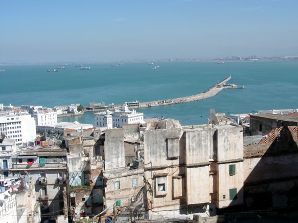 Vue sur le Port d'Alger (photo JDL)