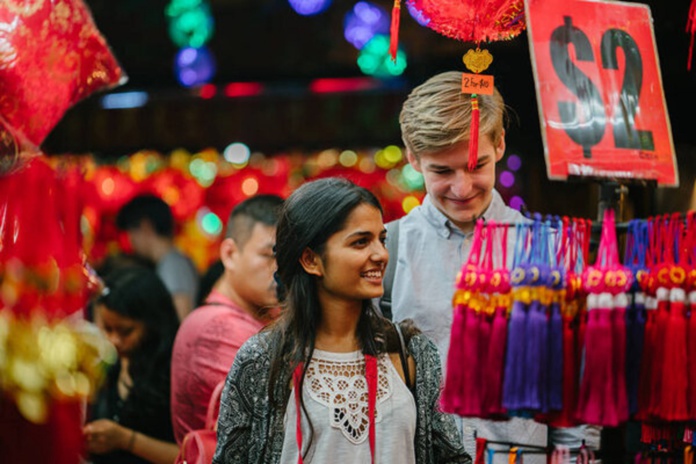23% des touristes indiens sont des indiennes, jeunes, autonomes, éduquées, polyglottes, souvent employées par de grandes compagnies internationales qui les détachent à l’étranger pour des durées plus ou moins longues - DR : DepositPhotos.com 23% des touristes indiens sont des indiennes, jeunes, autonomes, éduquées, polyglottes, souvent employées par de grandes compagnies internationales qui les détachent à l’étranger pour des durées plus ou moins longues - DR : DepositPhotos.com