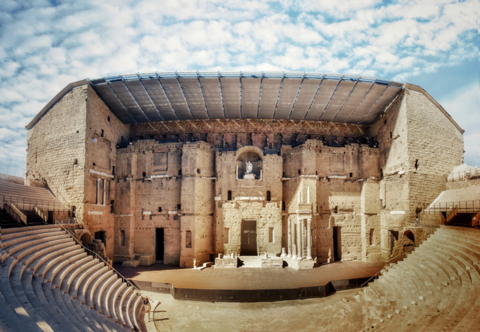 Le théâtre antique le mieux conservé d'Europe (©Edeis)