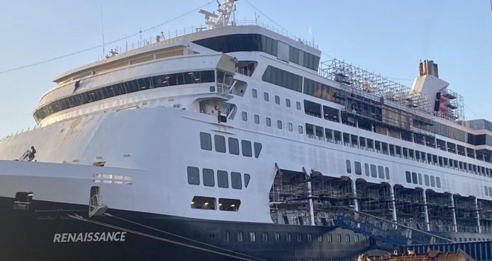 A Brest, le chantier tire à sa fin. Le Renaissance, depuis Le Havre, va pour entamer sa série de croisières dès le 14 mai. A Brest, le chantier tire à sa fin. Le Renaissance, depuis Le Havre, va pour entamer sa série de croisières dès le 14 mai.