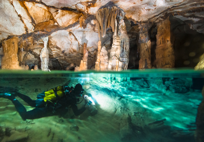 Sauvetage d'un patrimoine inestimable (©Cosquer) Sauvetage d'un patrimoine inestimable (©Cosquer)