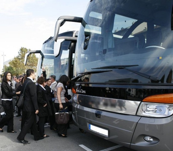 En général, les autocaristes du tourisme accueillent positivement le projet de libéralisation du transport en autocar d'Emmanuel Macron. Mais, après les annonces, ils attendent des concrétisations - Photo DR En général, les autocaristes du tourisme accueillent positivement le projet de libéralisation du transport en autocar d'Emmanuel Macron. Mais, après les annonces, ils attendent des concrétisations - Photo DR