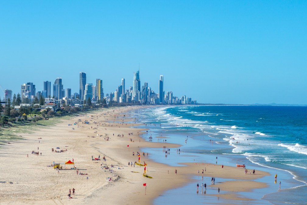 paysage de paradis du surf, côte d'or, brisbane © Valentin - stock.adobe.com