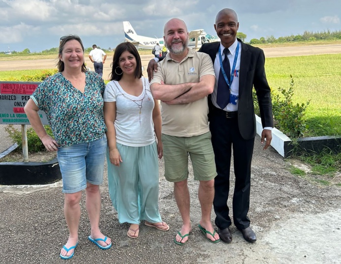 Le Club des Créateurs de Voyages : Nathalie Trichard, Barbara Roussel et Frédéric d’Hauthuille lors de leur voyage d'étude à Zanzibar et Pemba - Photo FD