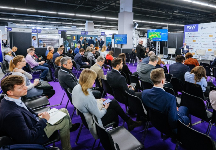 Paris Space Week est un écosystème d’envergure mondiale autour de l’industrie spatiale qui réunit 1 500 acteurs clés et décideurs - DR : Paris Space Week Paris Space Week est un écosystème d’envergure mondiale autour de l’industrie spatiale qui réunit 1 500 acteurs clés et décideurs - DR : Paris Space Week