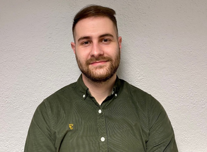 « Je ne cherche pas un métier défini, je m'attache plus aux missions que je trouverai dans un poste », affirme Aymeric Tere, étudiant en Master 2 International Travel Management à l’ESCAET. - @A.T. « Je ne cherche pas un métier défini, je m'attache plus aux missions que je trouverai dans un poste », affirme Aymeric Tere, étudiant en Master 2 International Travel Management à l’ESCAET. - @A.T.