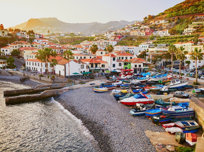 Clermont-Ferrand - Dubrovnik sera disponible le 10 juin 2023 - Depositphotos @encrier Clermont-Ferrand - Dubrovnik sera disponible le 10 juin 2023 - Depositphotos @encrier