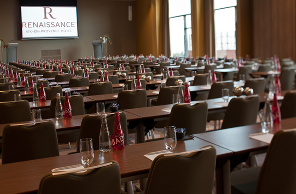 L'hôtel dispose d'une salle de 300m2, modulable et divisible en deux espaces de 150m2 - DR : Marriott L'hôtel dispose d'une salle de 300m2, modulable et divisible en deux espaces de 150m2 - DR : Marriott