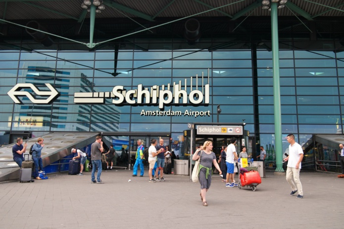 L'Etat néerlandais qui souhaitait réduire le nombre de créneaux horaires sur l'aéroport d'Amsterdam Schiphol a perdu une première bataille contre le groupe Air France - KLM -  Depositphotos.com Auteur fokkebok