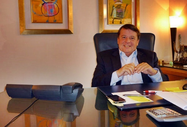 Sylvain Lament : "Cela fait plus 30 ans que je suis adhérent de l'APST. je suis un fervent défenseur de l'association : la mutualisation des professionnels par des professionnels est un bon système. Mais aujourd'hui je me pose des questions... Est-ce que cet arrêté ne va pas se retourner contre l'APST ?" - DR Sylvain Lament : "Cela fait plus 30 ans que je suis adhérent de l'APST. je suis un fervent défenseur de l'association : la mutualisation des professionnels par des professionnels est un bon système. Mais aujourd'hui je me pose des questions... Est-ce que cet arrêté ne va pas se retourner contre l'APST ?" - DR