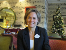 Laure Glatron directrice des ventes Europe lors de son point presse au Disneyland Hotel le 24 novembre 2014.