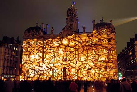 Fête des lumières : Lyon organise le stationnement des autocars