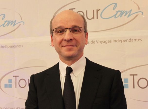 "Bon, et pour faire plus sérieux, le bon Président de TourCom va aussi entonner son grand couplet contre l'arrête publié par les pouvoirs publics concernant la nouvelle garantie financière" - Photo DR "Bon, et pour faire plus sérieux, le bon Président de TourCom va aussi entonner son grand couplet contre l'arrête publié par les pouvoirs publics concernant la nouvelle garantie financière" - Photo DR