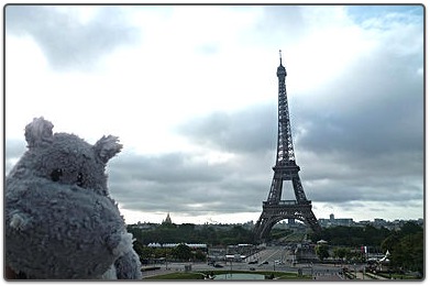 Les propriétaires de peluches ont le choix entre 3 circuits touristiques à Paris - DR : Parisinplush.com