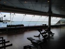 Une salle de fitness avec vue panoramique sur l'océan - Photo M.S. Une salle de fitness avec vue panoramique sur l'océan - Photo M.S.