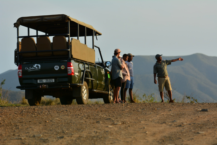 Game drive safari par Thomson Africa (©Thomson) Game drive safari par Thomson Africa (©Thomson)