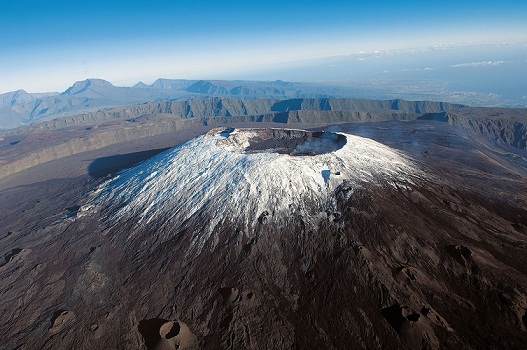 Le circuit prévoir une excursion sur le Piton de la Fournaise - DR : Exotismes Le circuit prévoir une excursion sur le Piton de la Fournaise - DR : Exotismes