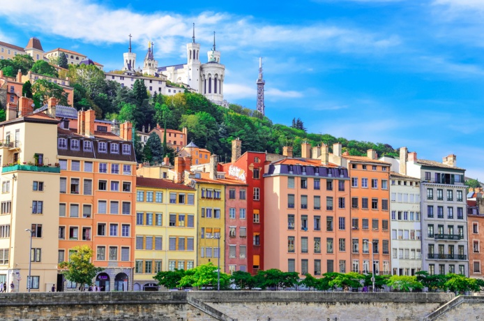 Tourisme en France, en mars, recettes du tourisme international en France s'établissent à 3,9 milliards d'eurosDepositphotos.com Auteur martinm303 Tourisme en France, en mars, recettes du tourisme international en France s'établissent à 3,9 milliards d'eurosDepositphotos.com Auteur martinm303