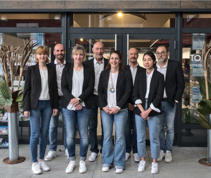 L'équipe de l'agence Tour d'Horizon de la Teste de Buch - Photo Tour d'Horizon L'équipe de l'agence Tour d'Horizon de la Teste de Buch - Photo Tour d'Horizon