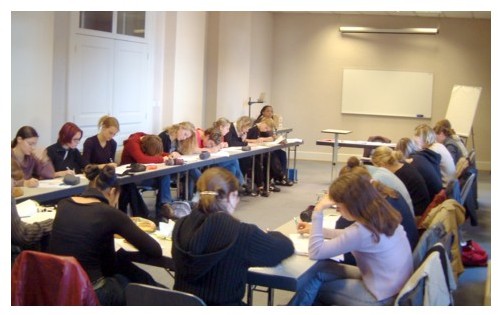 ''La formation continue est souvent considérée à tort comme un mal nécessaire...'' ''La formation continue est souvent considérée à tort comme un mal nécessaire...''