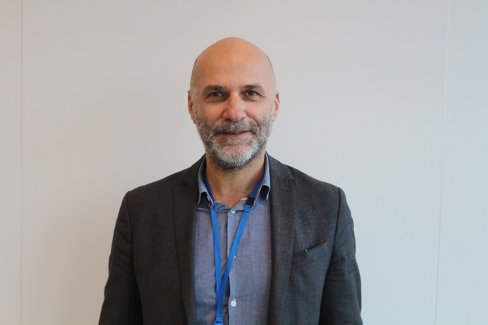 "Avec travalyst, association non gouvernementale, et plusieurs sociétés, dont Google, Apple, nous travaillons sur la mise en place d’indicateurs reconnus à l’international afin de créer un standard au niveau monde", expose Jean-Christophe Carette, Sales Director Amadeus Cytric Solutions. - @J-C.C. "Avec travalyst, association non gouvernementale, et plusieurs sociétés, dont Google, Apple, nous travaillons sur la mise en place d’indicateurs reconnus à l’international afin de créer un standard au niveau monde", expose Jean-Christophe Carette, Sales Director Amadeus Cytric Solutions. - @J-C.C.