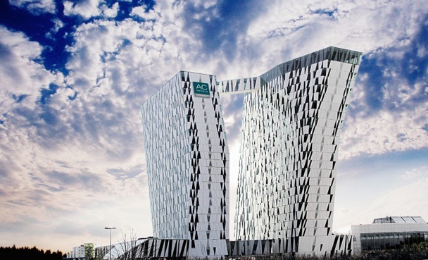 Le AC Hotel Belle Sky Copenhagen accueille 812 chambres près du centre de Copenhague - Photo DR
