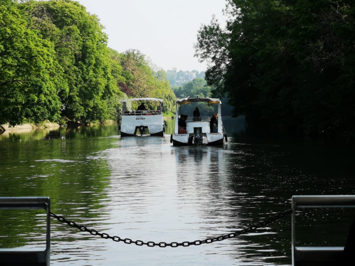 Au fil de l'Eau propose des croisières de sensibilisation à l'espace aquatique Francilien - DR : Au Fil de l'Eau Au fil de l'Eau propose des croisières de sensibilisation à l'espace aquatique Francilien - DR : Au Fil de l'Eau