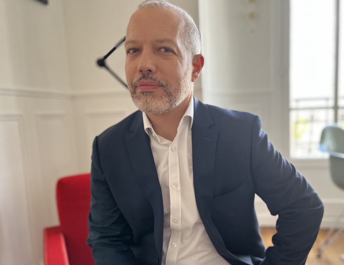 « Il y a 25 ans, il était possible de faire le sacrifice d’un certain équilibre de vie, ce qui est beaucoup moins accepté et acceptable aujourd’hui », selon Xavier de Lagarde, Directeur des Ressources Humaines de Voyageurs du Monde. – @X. de Lagarde. « Il y a 25 ans, il était possible de faire le sacrifice d’un certain équilibre de vie, ce qui est beaucoup moins accepté et acceptable aujourd’hui », selon Xavier de Lagarde, Directeur des Ressources Humaines de Voyageurs du Monde. – @X. de Lagarde.